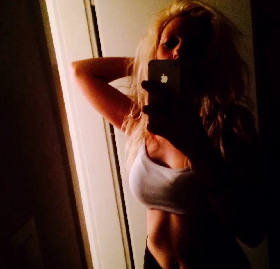Rachel, 33