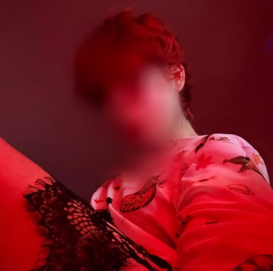 Victoria, 27